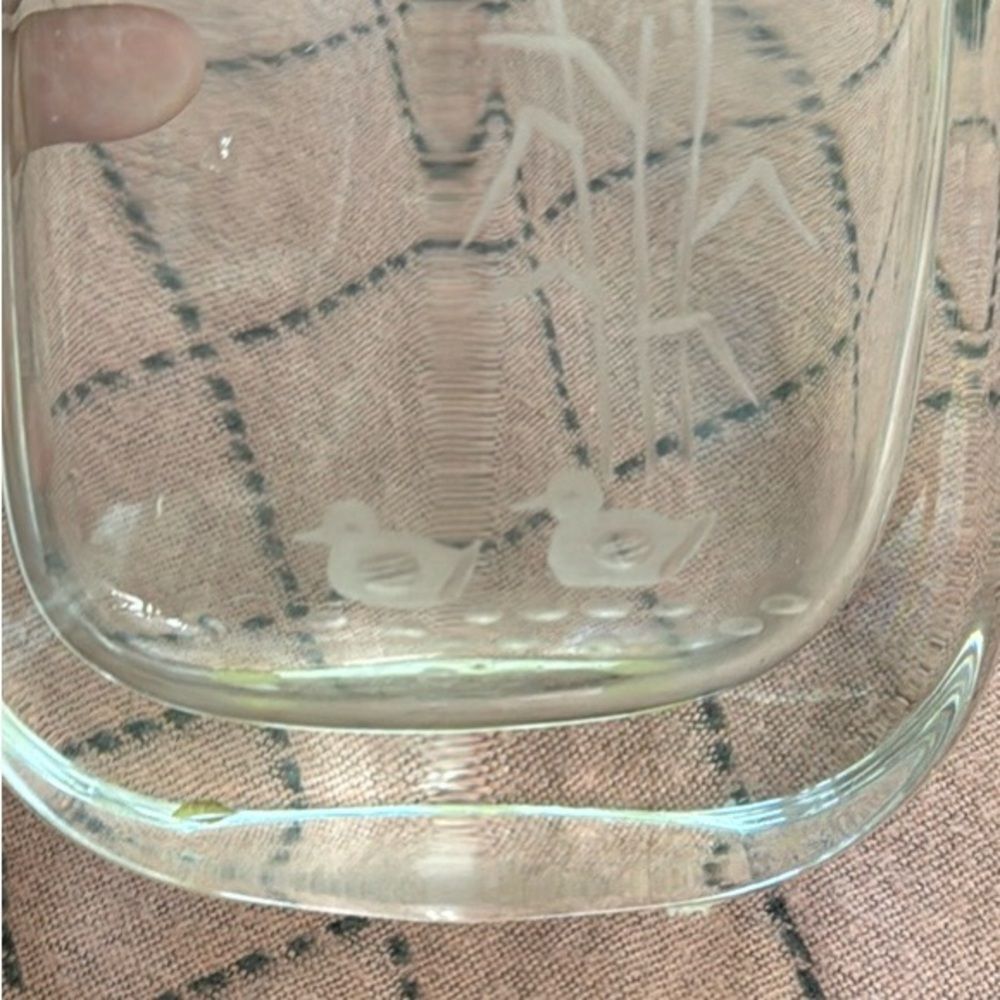 Vintage Signed Kosta Boda Edenfalk Crystal 5” Vase Etched Ducks *Made In Sweden* - Picture 2 of 7